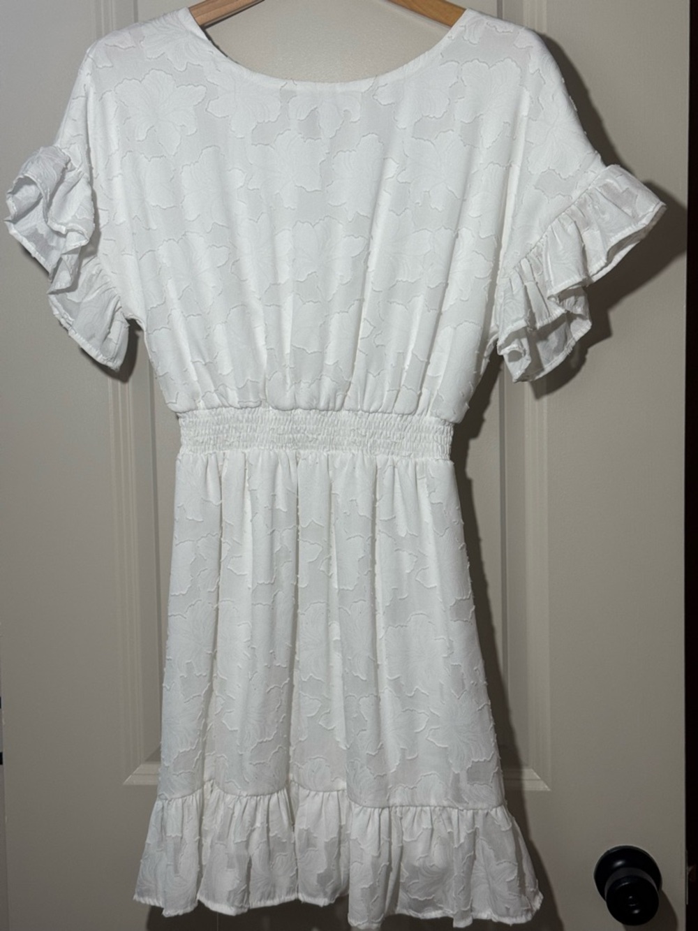 She + Sky White Smocked Waist Dress Size Small (Flawed See Photos & Description)